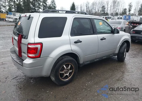 2009 Ford Escape Xlt from USA, damaged, VIN 1FMCU93709KC81597